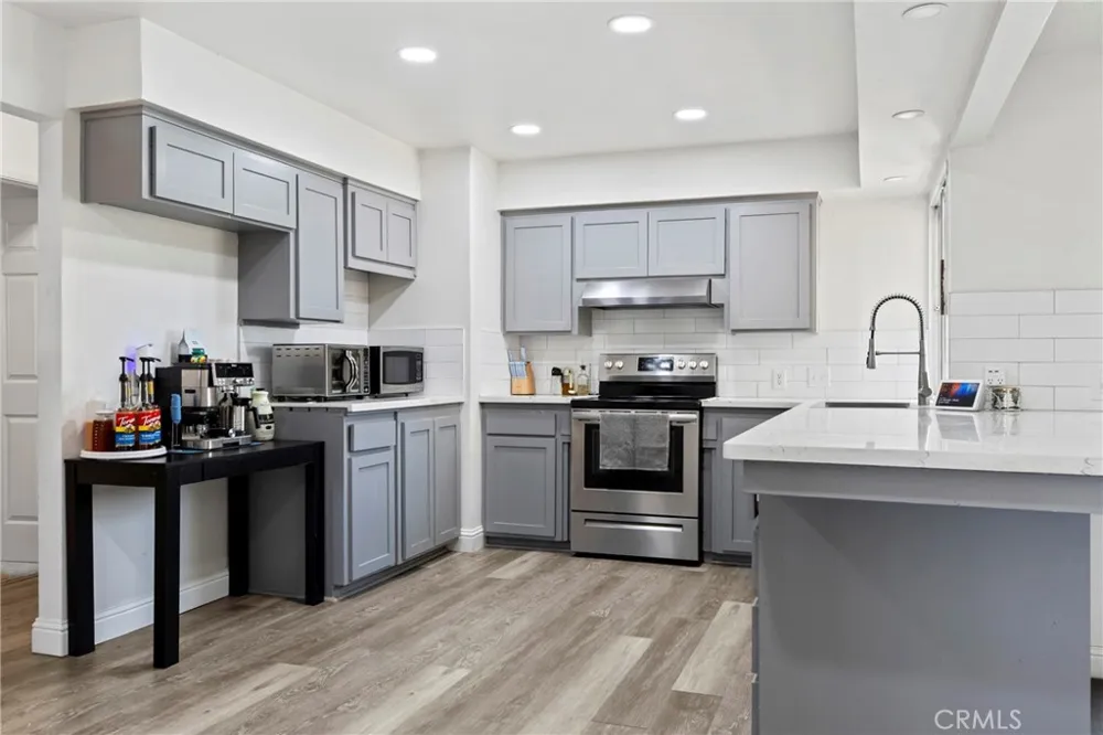 1975 E Alexander Merced, CA 95340