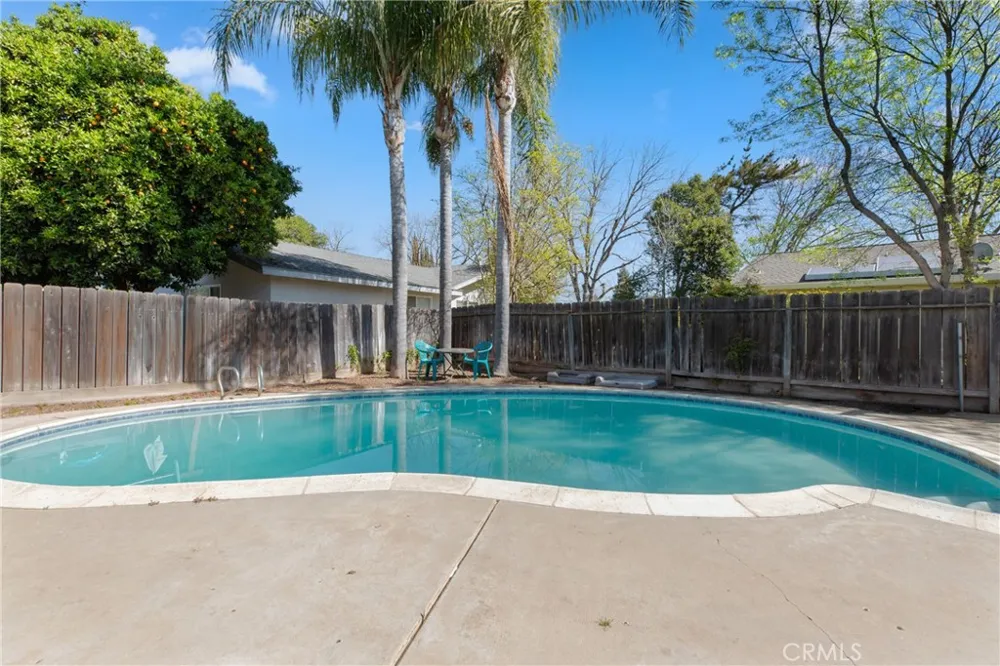 1975 E Alexander Merced, CA 95340