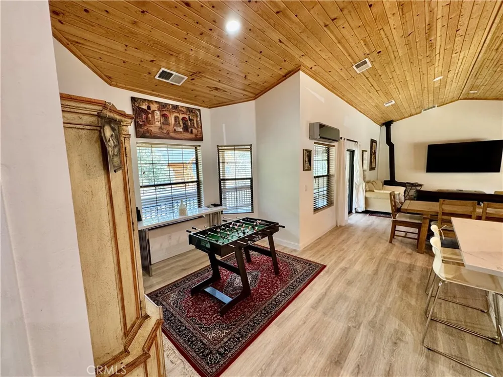 16501 Aleutian Pine Mountain Club, CA 93222