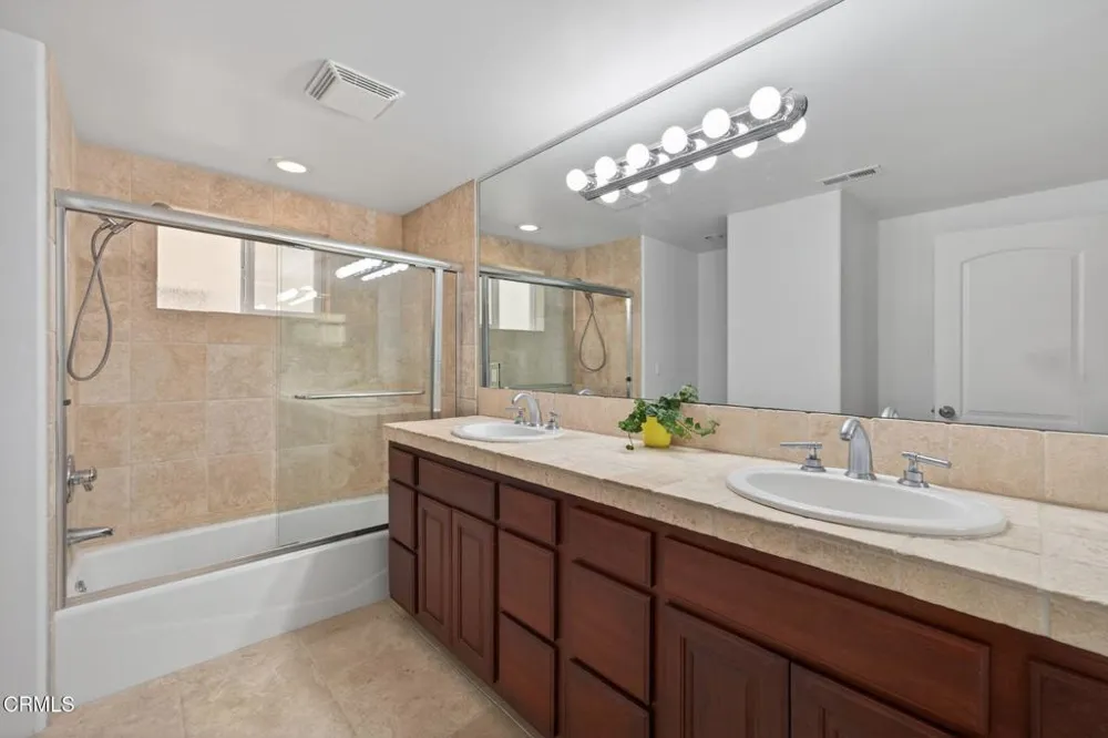 264 Hollywood Boulevard Oxnard, CA 93035