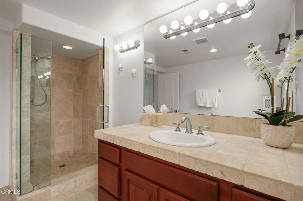 264 Hollywood Boulevard Oxnard, CA 93035
