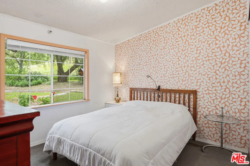 2160 Rambling Oaks Road Santa Ynez, CA 93460