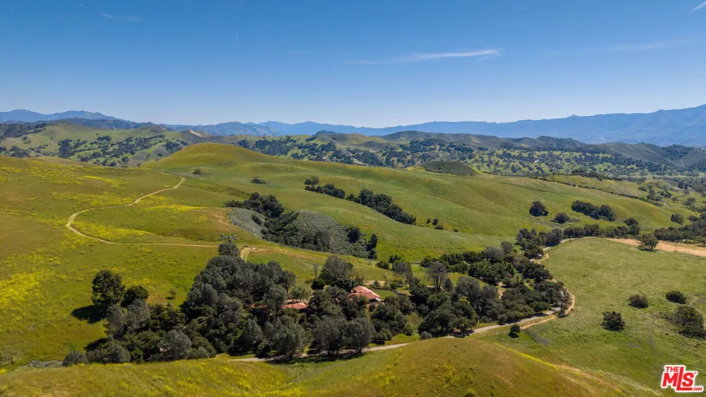 2160 Rambling Oaks Road Santa Ynez, CA 93460