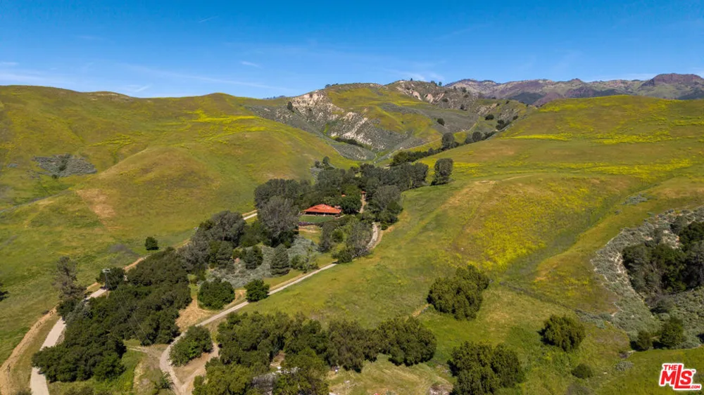 2160 Rambling Oaks Road Santa Ynez, CA 93460