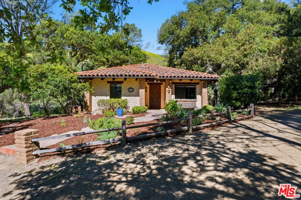 2160 Rambling Oaks Road Santa Ynez, CA 93460