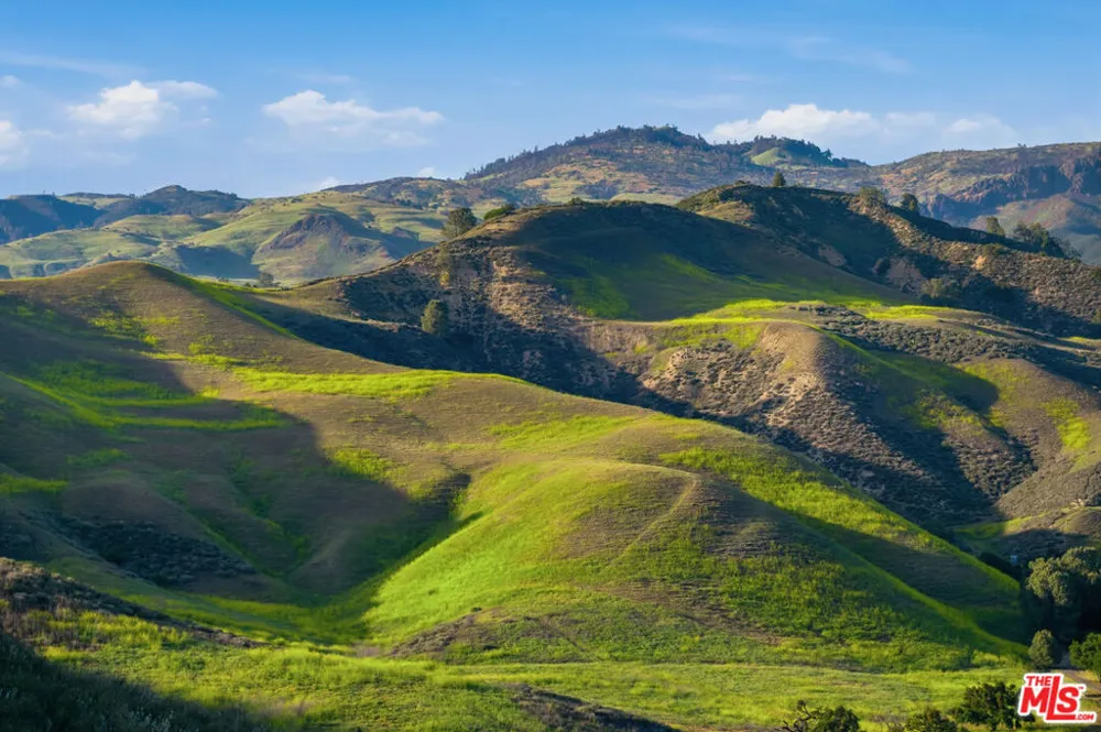 2160 Rambling Oaks Road Santa Ynez, CA 93460