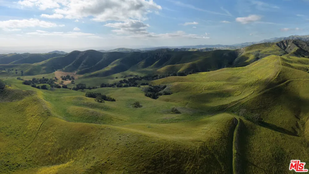 2160 Rambling Oaks Road Santa Ynez, CA 93460