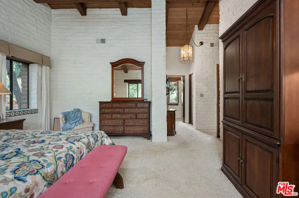 2160 Rambling Oaks Road Santa Ynez, CA 93460