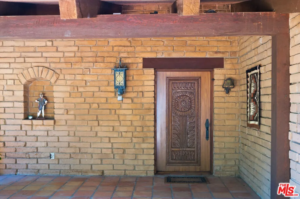 2160 Rambling Oaks Road Santa Ynez, CA 93460
