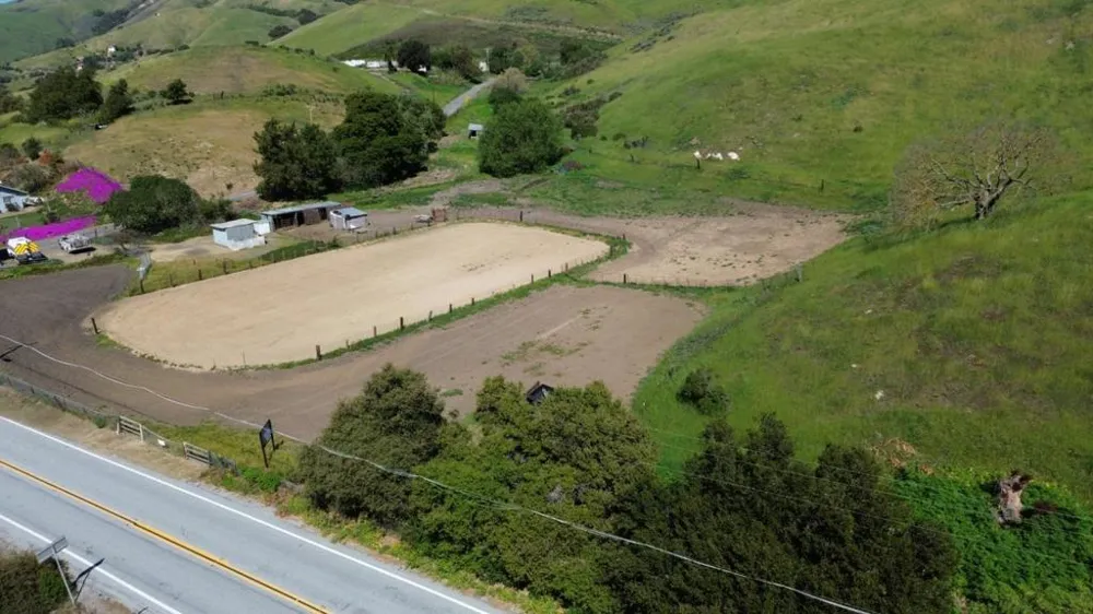 3463 Calaveras Road Milpitas, CA 95035