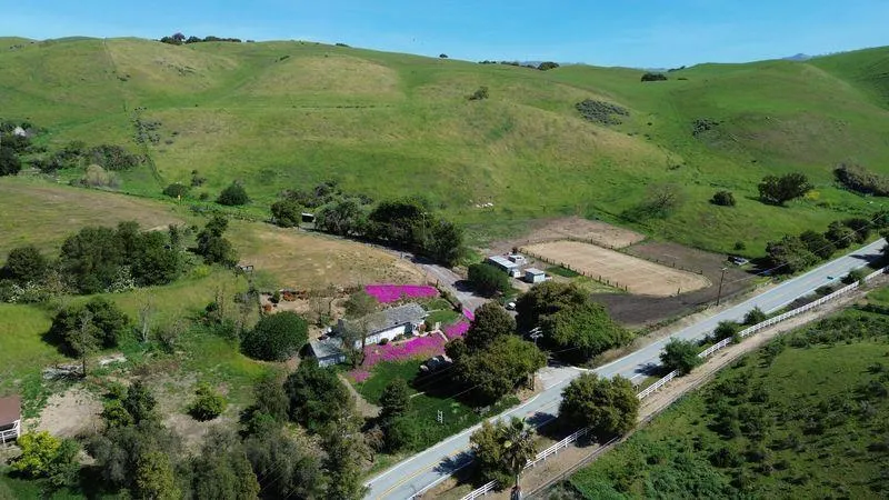 3463 Calaveras Road Milpitas, CA 95035