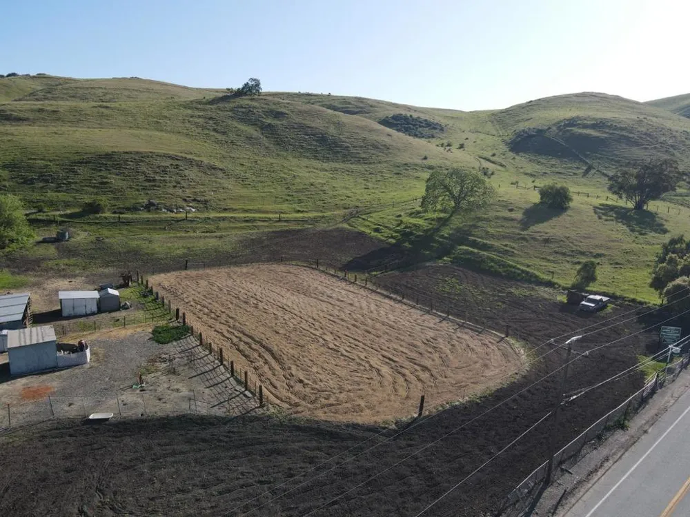 3463 Calaveras Road Milpitas, CA 95035