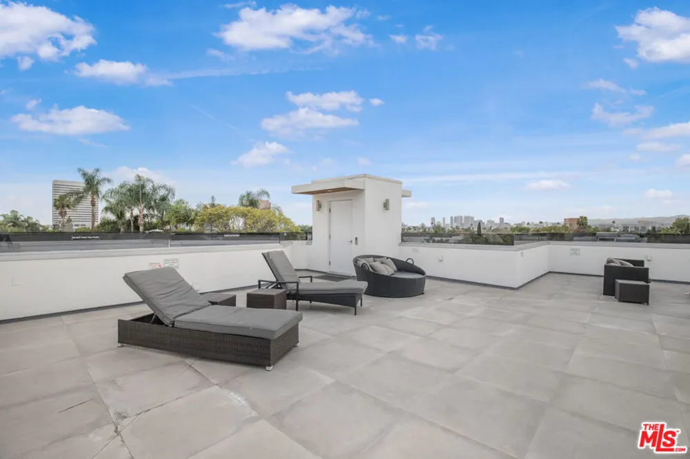 6379 Colgate Avenue Los Angeles, CA 90048