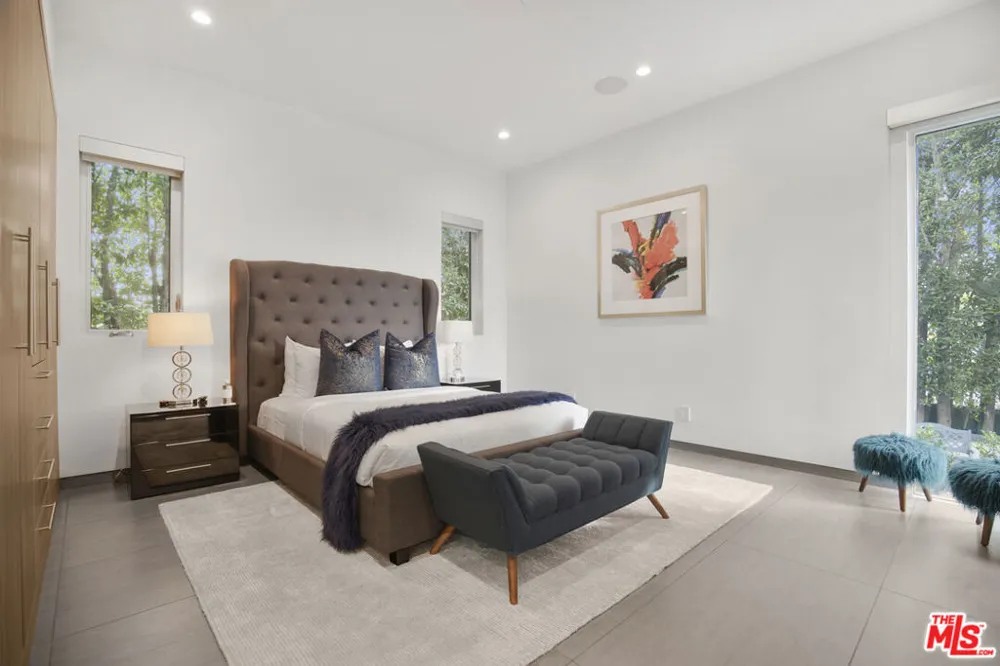 6379 Colgate Avenue Los Angeles, CA 90048