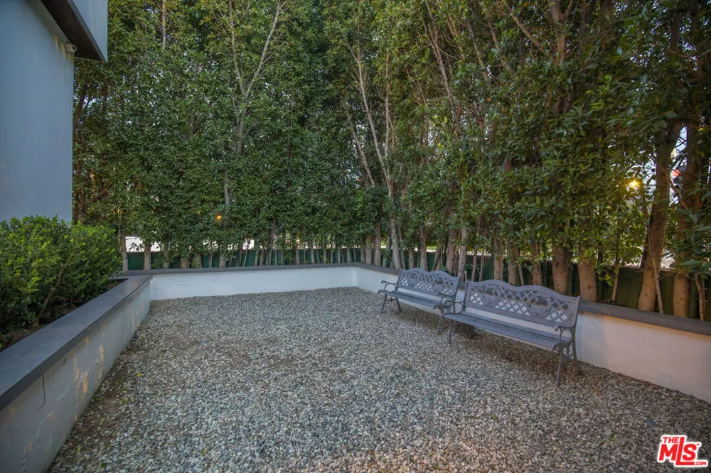 6379 Colgate Avenue Los Angeles, CA 90048