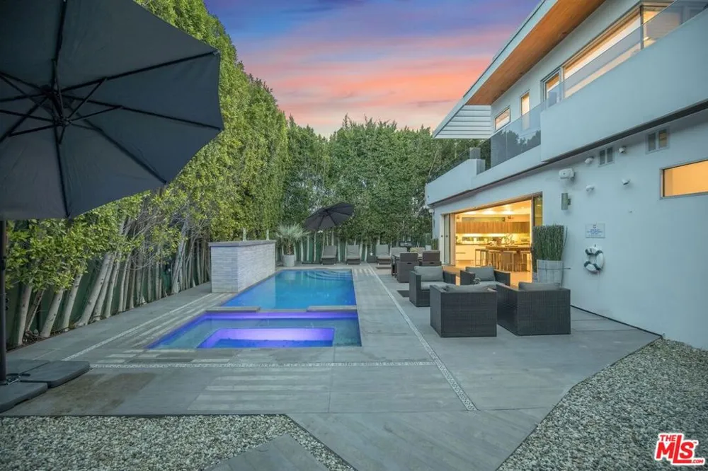 6379 Colgate Avenue Los Angeles, CA 90048
