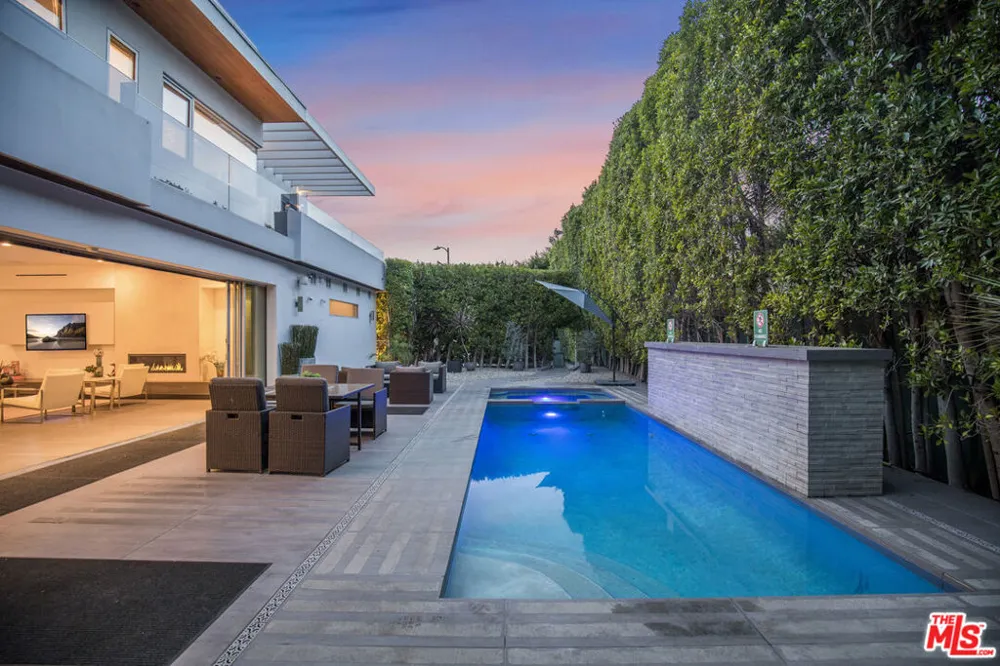 6379 Colgate Avenue Los Angeles, CA 90048