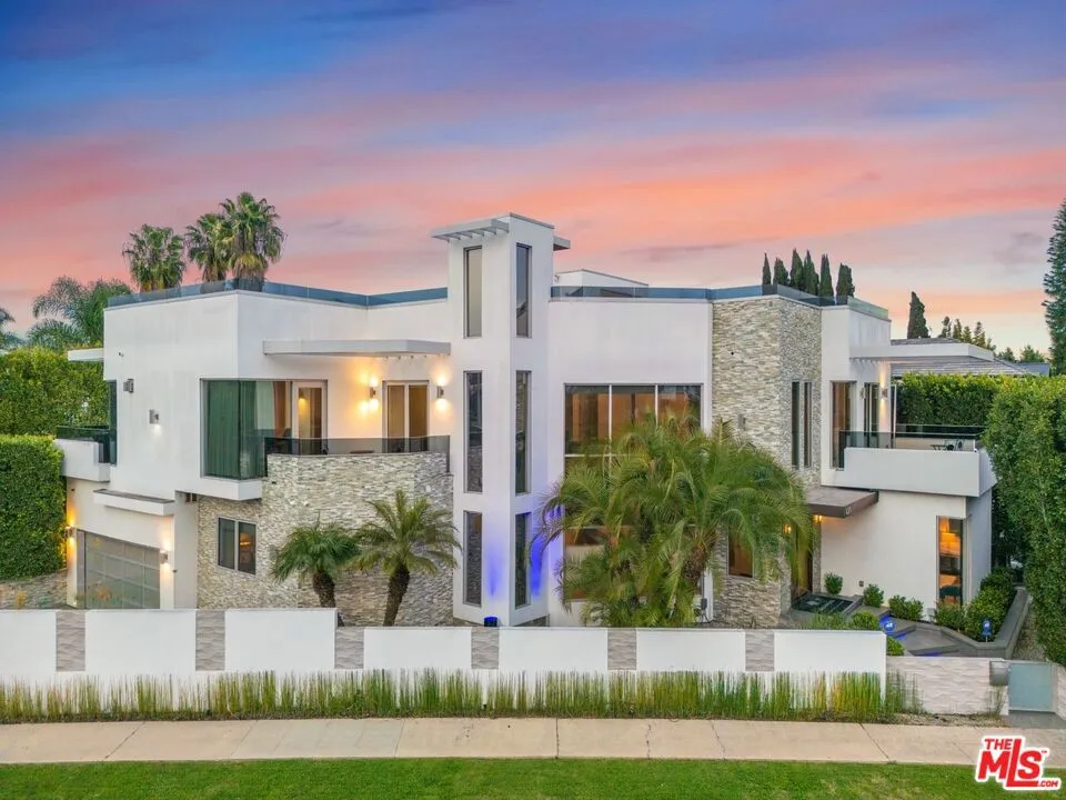 6379 Colgate Avenue Los Angeles, CA 90048