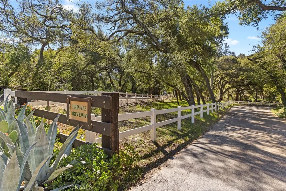 19411 Live Oak Canyon Trabuco Canyon, CA 92679