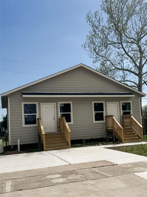 103 Lincoln Cedar Drive