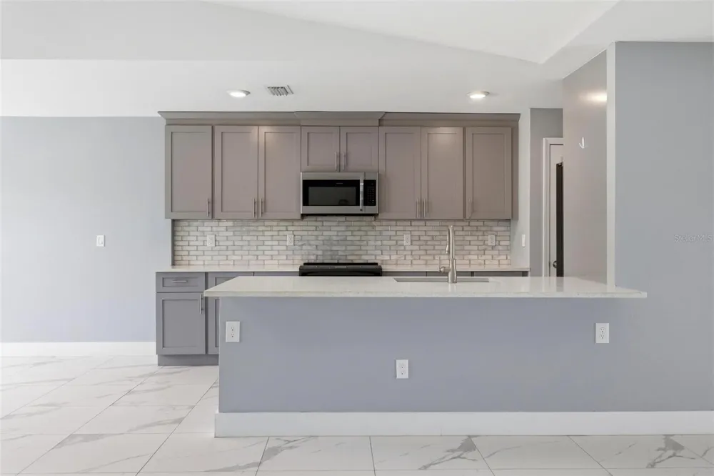 7530 FRANZINO AVENUE North Port, FL 34291