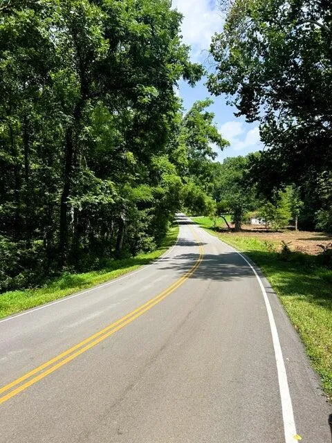 8 Pleasant Hill Road Ten Mile, TN 37880