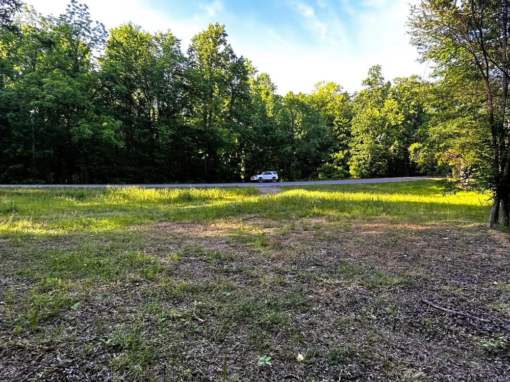 9 Pleasant Hill Road Ten Mile, TN 37880