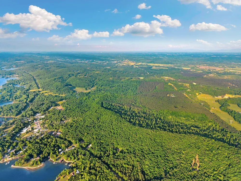 9 Pleasant Hill Road Ten Mile, TN 37880