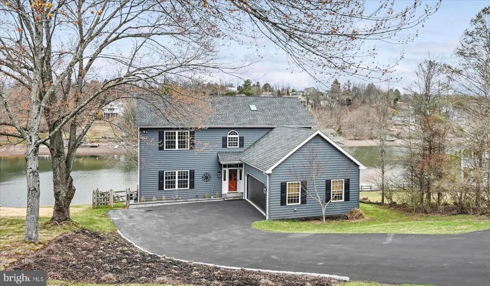 609 WYNONAH DR Auburn, PA 17922