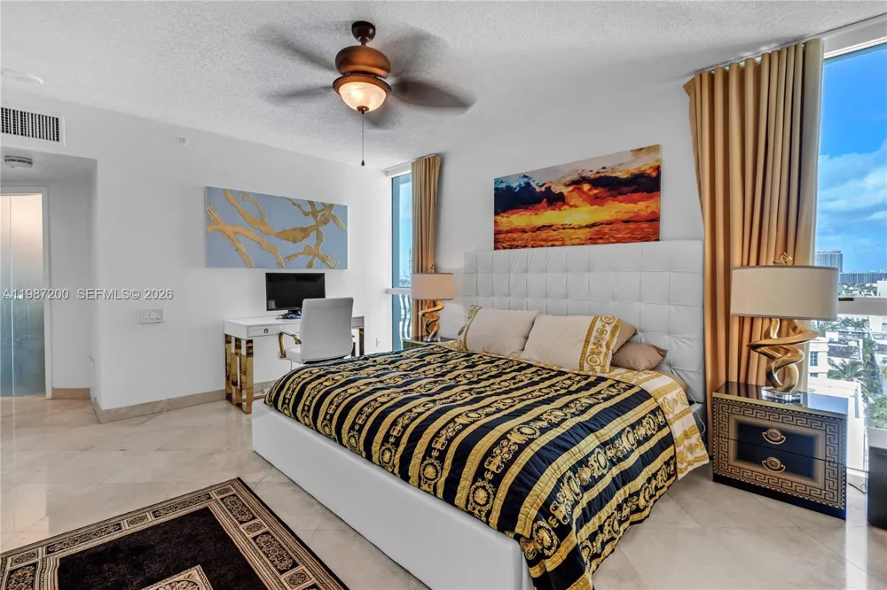1500 Ocean Dr #907 Miami Beach, FL 33139