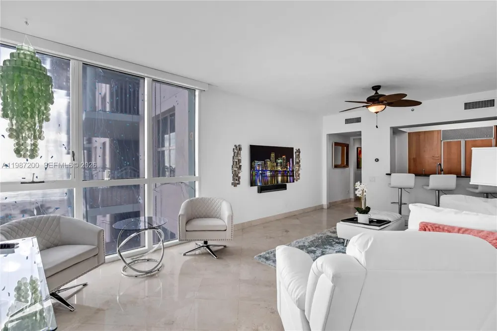 1500 Ocean Dr #907 Miami Beach, FL 33139