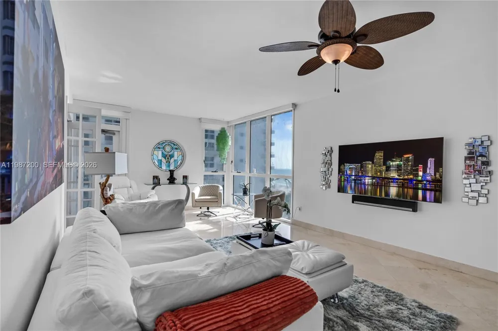 1500 Ocean Dr #907 Miami Beach, FL 33139