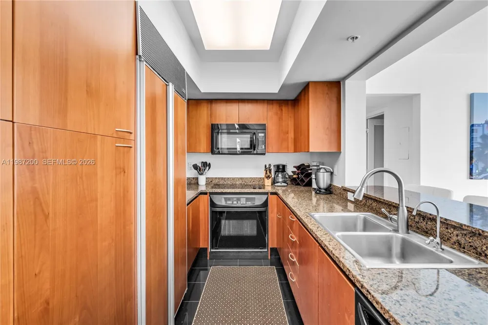 1500 Ocean Dr #907 Miami Beach, FL 33139