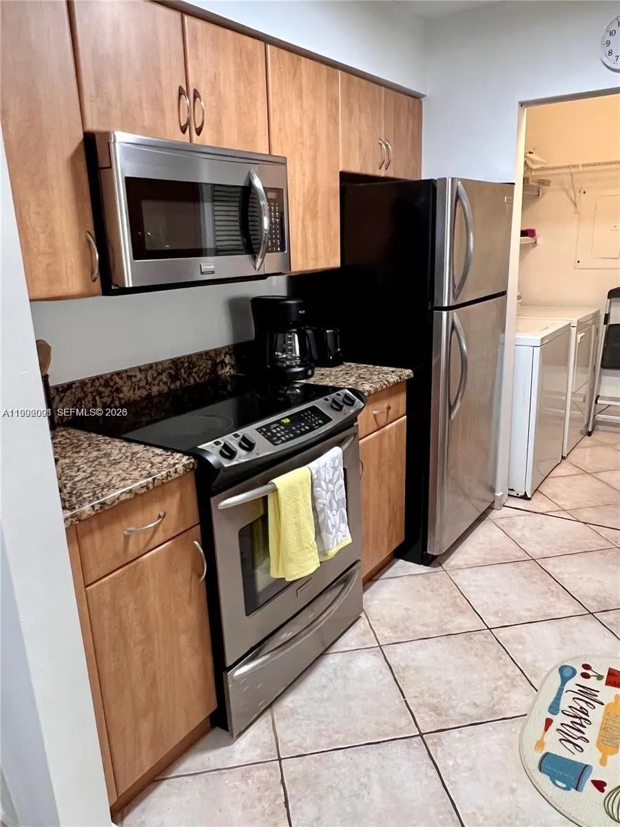19555 E Country Club Dr #8503 Aventura, FL 33180