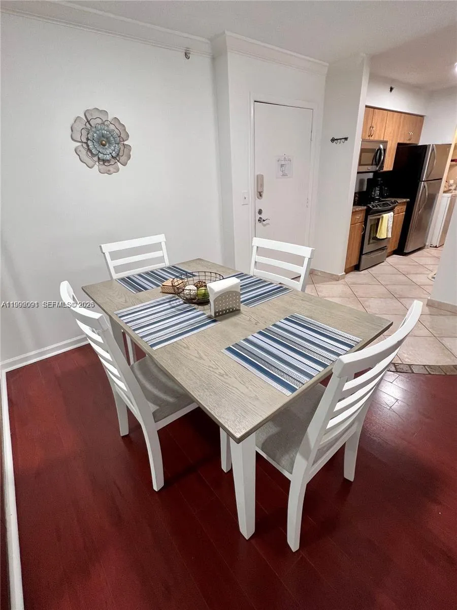19555 E Country Club Dr #8503 Aventura, FL 33180