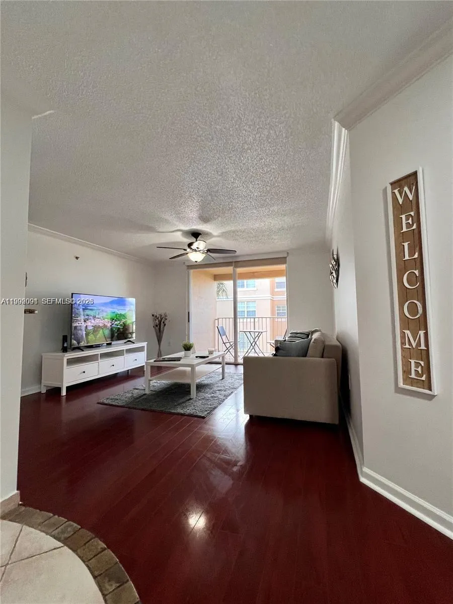 19555 E Country Club Dr #8503 Aventura, FL 33180