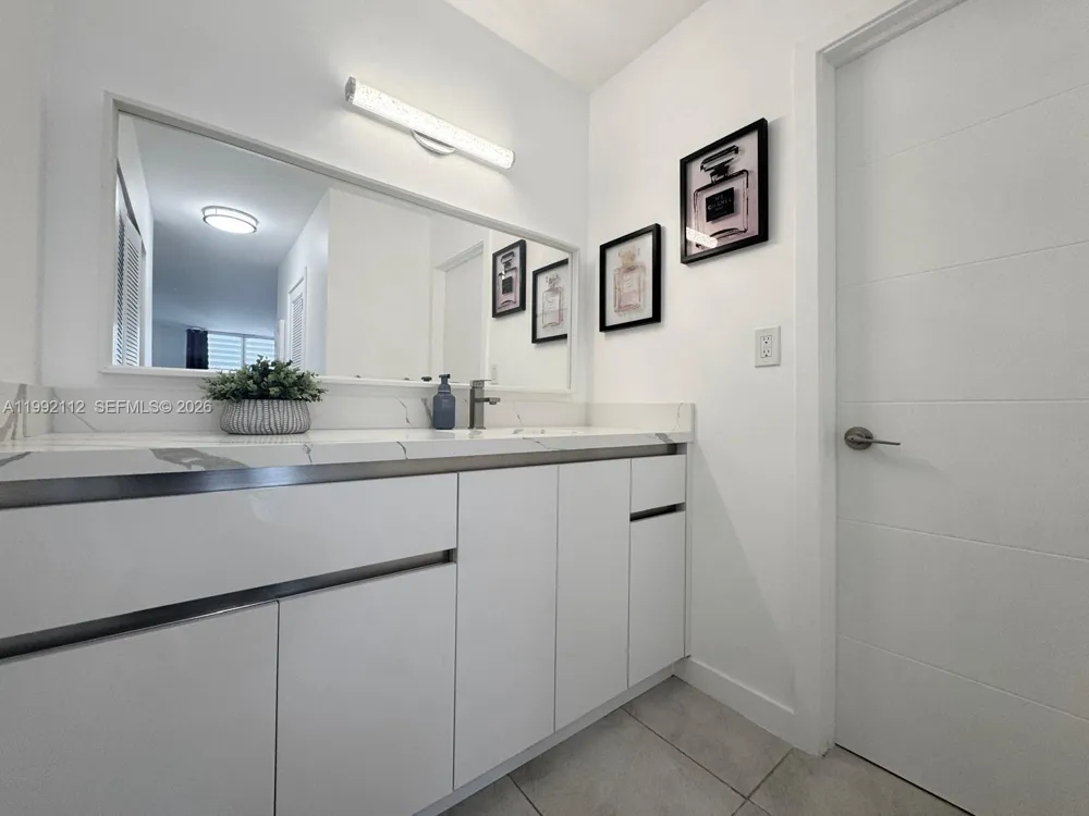 3800 S Ocean Dr #1710 Hollywood, FL 33019