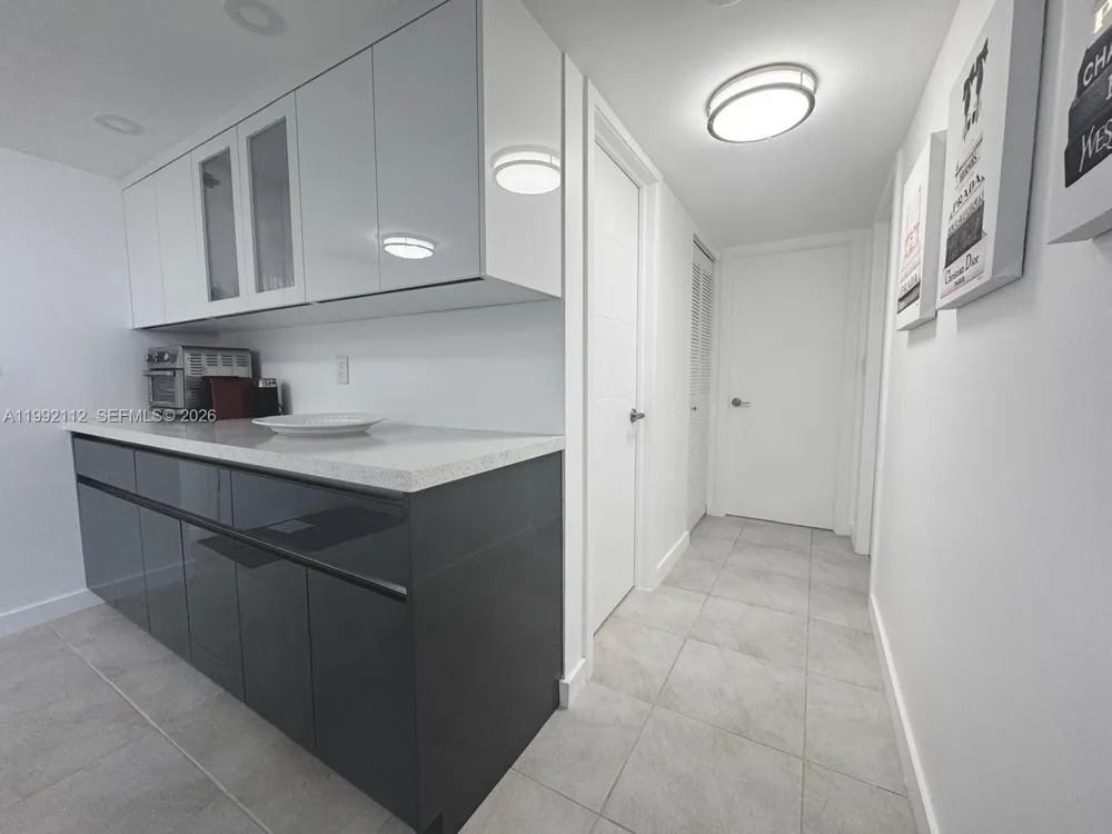3800 S Ocean Dr #1710 Hollywood, FL 33019