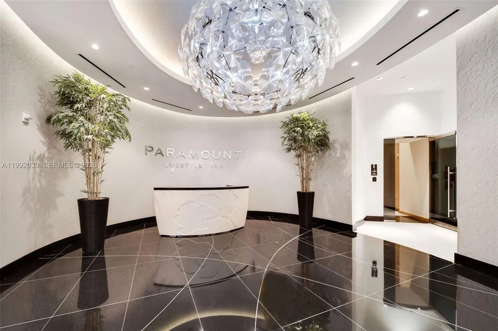 851 NE 1st Ave #3211 Miami, FL 33132