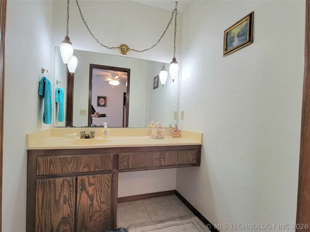 466229 US Highway 64 Gans, OK 74936