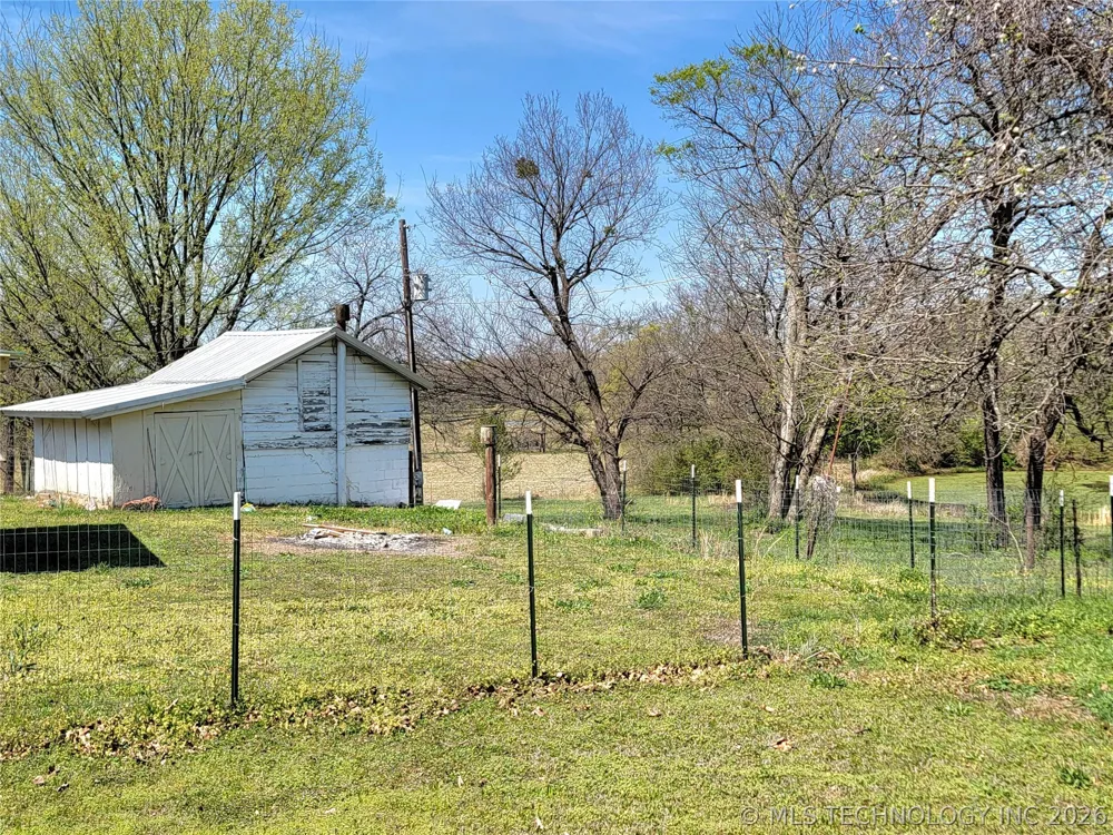 466229 US Highway 64 Gans, OK 74936