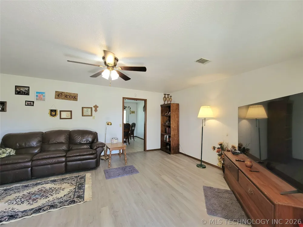 466229 US Highway 64 Gans, OK 74936