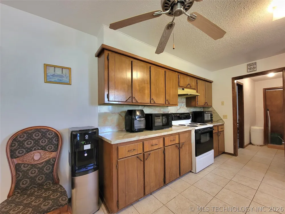 466229 US Highway 64 Gans, OK 74936