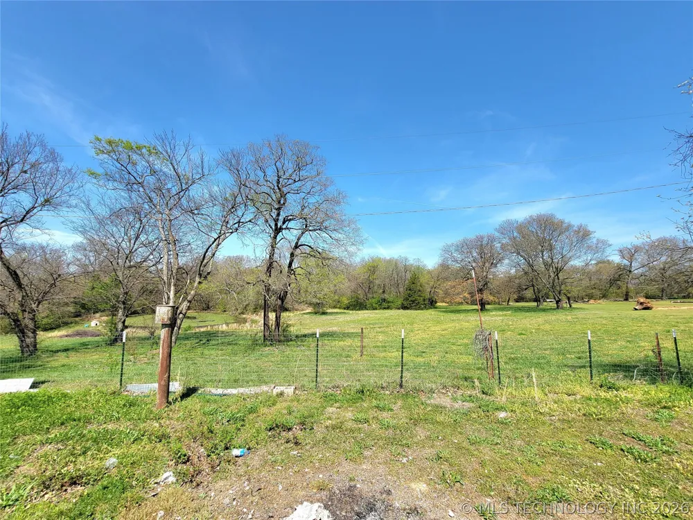 466229 US Highway 64 Gans, OK 74936