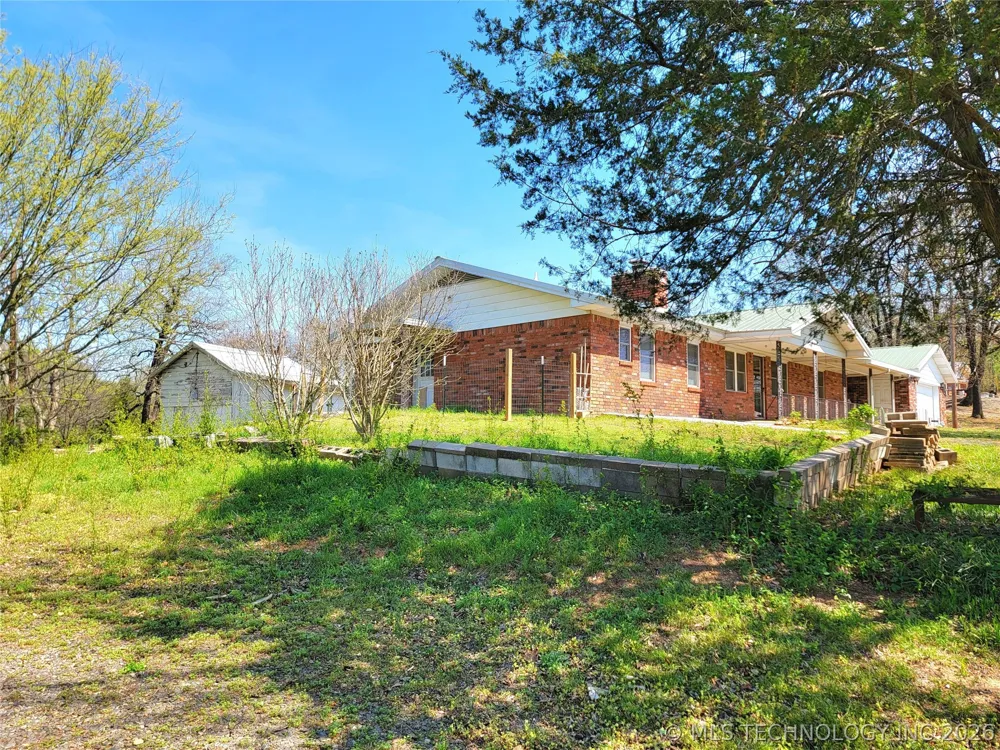466229 US Highway 64 Gans, OK 74936