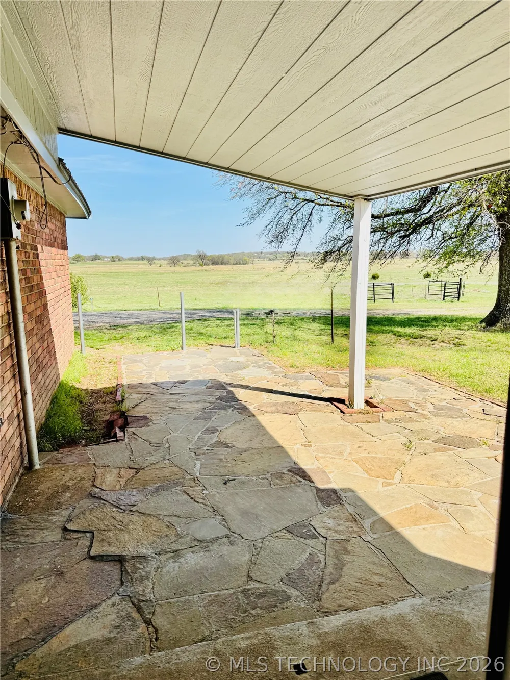 422502 E 1100 ROAD Checotah, OK 74426