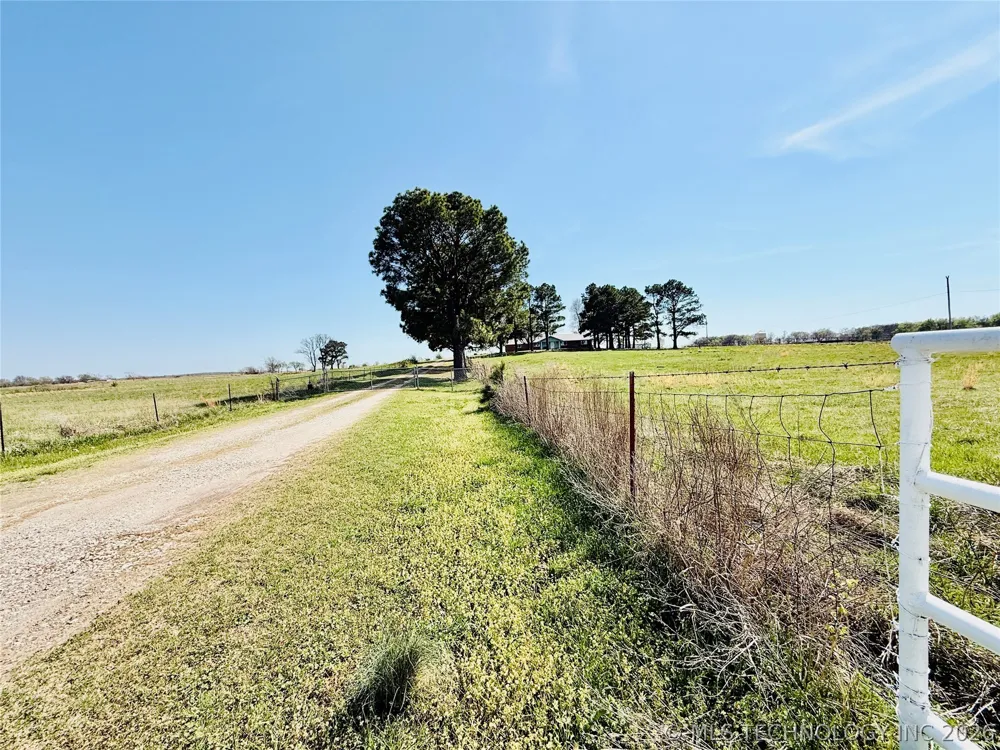 422502 E 1100 ROAD Checotah, OK 74426