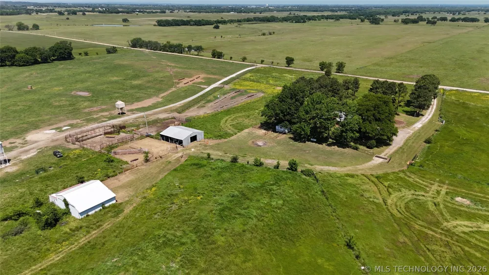 422502 E 1100 ROAD Checotah, OK 74426