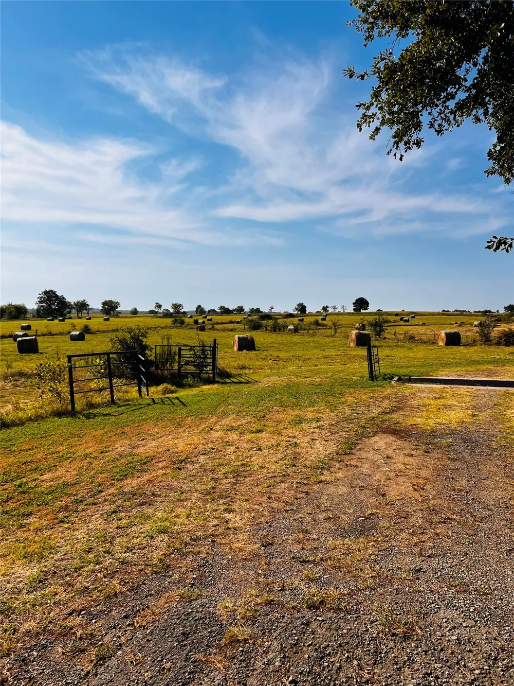 422502 E 1100 ROAD Checotah, OK 74426