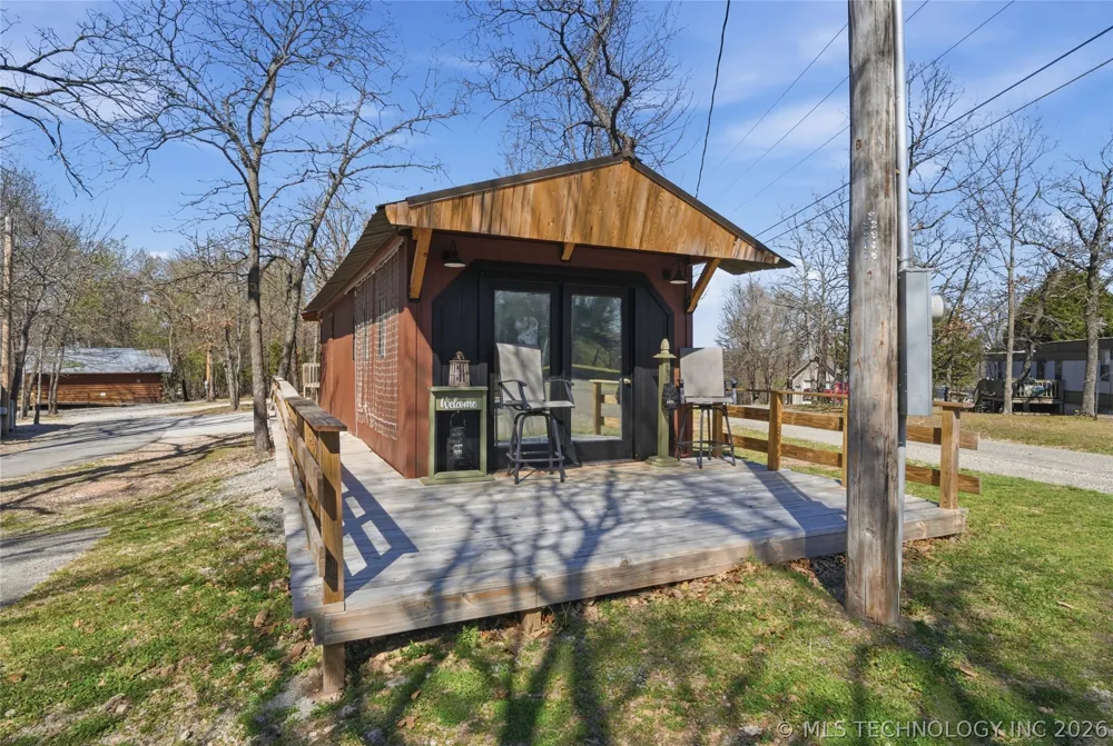 33635 Dock Road #R Ketchum, OK 74331
